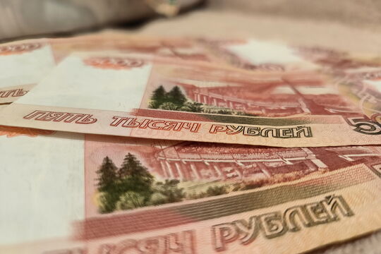 Ждать и просить не придется: петербуржцам дали возможность увеличить доход