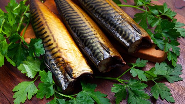 Копченая рыба, кофе 3 в 1 и специи: какие продукты из русского магазина удивили итальянца