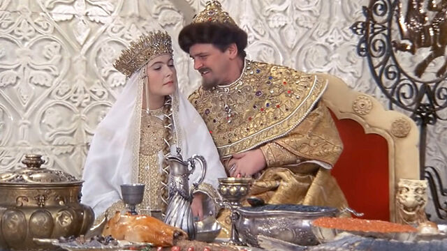 Никакого сала и холодца: что ели цари и президенты в Кремле в разные эпохи 