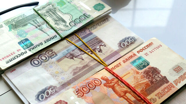 Получат в два раза больше: петербуржцам сообщили о выплате зарплаты за новогодние праздники