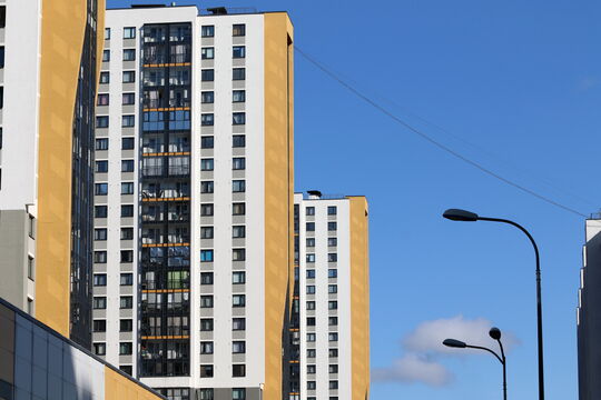Цены на съемное жилье в Петербурге превысили весенние показатели