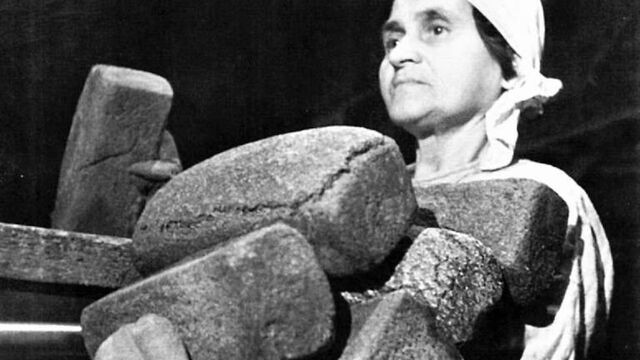 125 граммов давали не всем: какая на самом деле норма хлеба была в блокадном Ленинграде