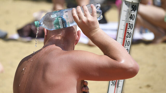 +42°C и ни капли прохлады: «черная жара» надвигается на Черноморское побережье России