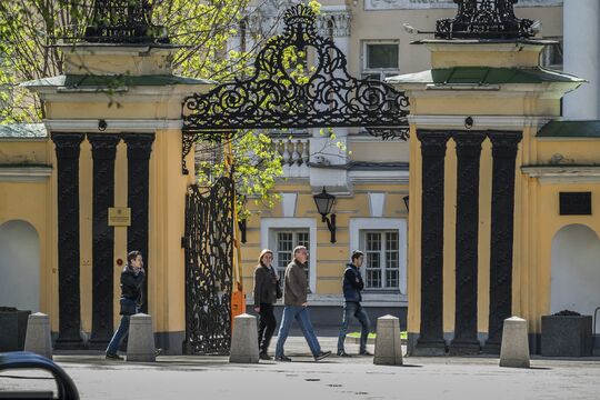 Кегельбан XVIII века и старинный фонарь: реставраторы возвращают усадьбе Демидовых её уникальные «фишки»
