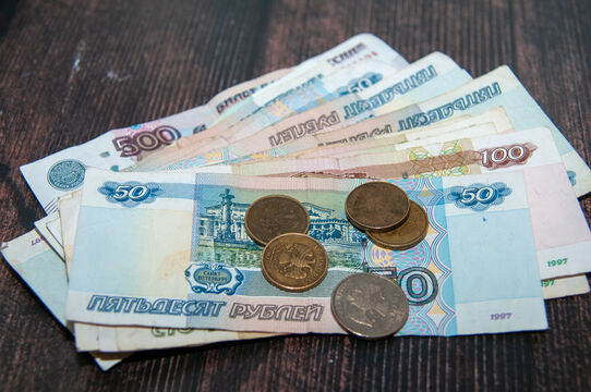 Плюс 20% к благосостоянию: как вырастет минимальная зарплата в России