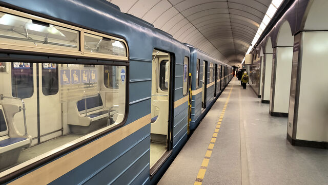 «Морской фасад»: стало известно, когда откроют новую станцию метро на намыве Васильевского острова в Петербурге