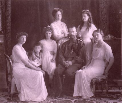 Романовы вне трона: кто они и как связаны с историей России