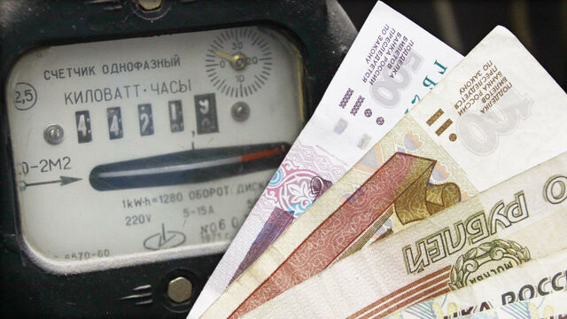 Отключение света — не единственная мера: кого в Петербурге могут выселить за долги по ЖКУ