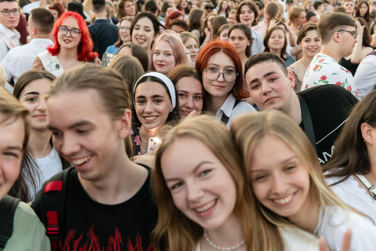 Рекорды ЕГЭ: в Петербурге более 900 стобалльников - результаты и предметы-лидеры 2026 года