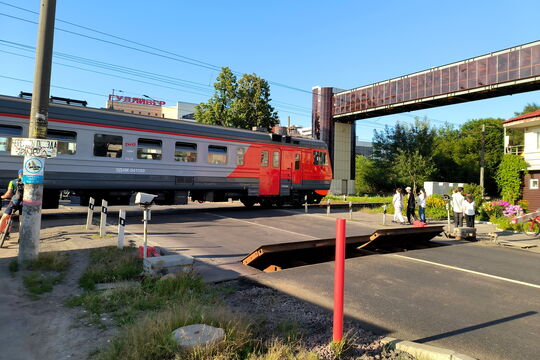 Минус пять путей и пересадка в Рыбацком: как стройка ВСМ заставит автобусы ездить чаще в Петербурге