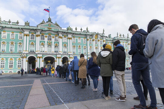 Касса в 10:15, удобные кеды и старт билетов 30 сентября: как пройти бесплатно в Эрмитаж