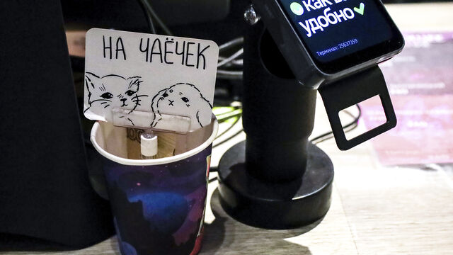 Чаевые по всему миру: сколько и кому оставлять, чтобы не попасть впросак
