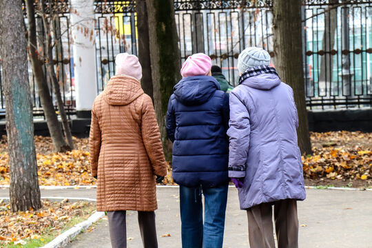 Где мечтают жить российские пенсионеры: Краснодарский край лидирует, Москва — для северян, а что выбирают петербуржцы