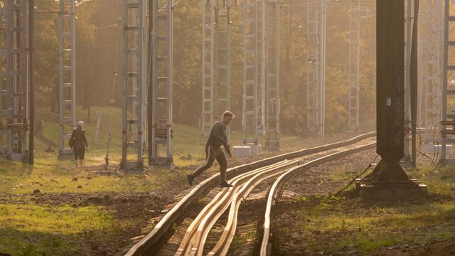 Сбежал от сестер по дороге в школу: в Ленобласти нашли мальчика в неожиданном месте