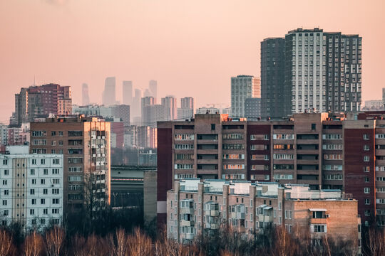 Квадратные метры по льготной цене: в России планируют расширить программу семейной ипотеки