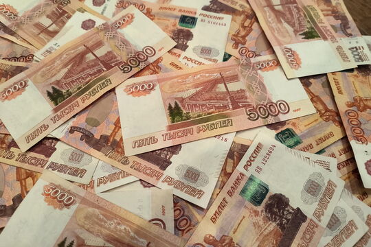 «Потеряла 5 миллионов»: кто ответит за пропажу денег для выпускного петербургских студентов