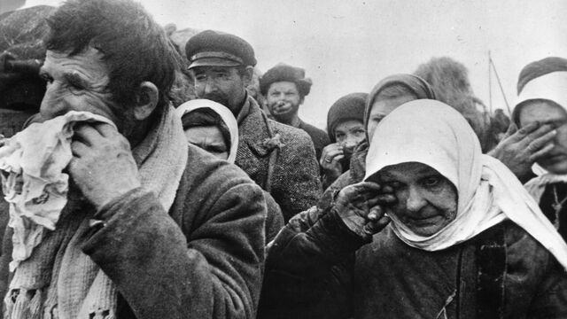 Как хоронили погибших в блокадном Ленинграде: от гробов до братских могил