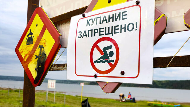 Купание в Петербурге откладывается: почему задерживается начало сезона и где уже можно освежиться