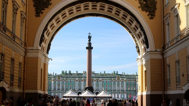 Санкт-Петербург: не просто мегаполис, а город-матрешка с девятью «внутренними» городами