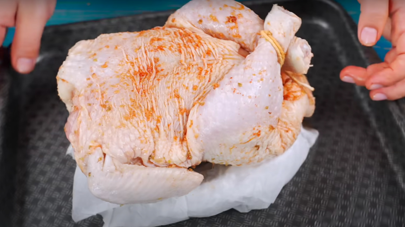 Запеченная курица покроется румяной корочкой и без гриля: попробуйте эту хитрость - image 2