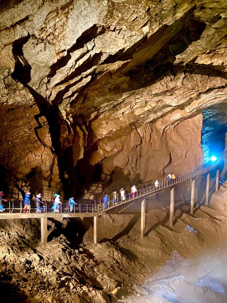 Пещеры, озера и водопады: что посмотреть в Абхазии летом 2024-ого - image 1