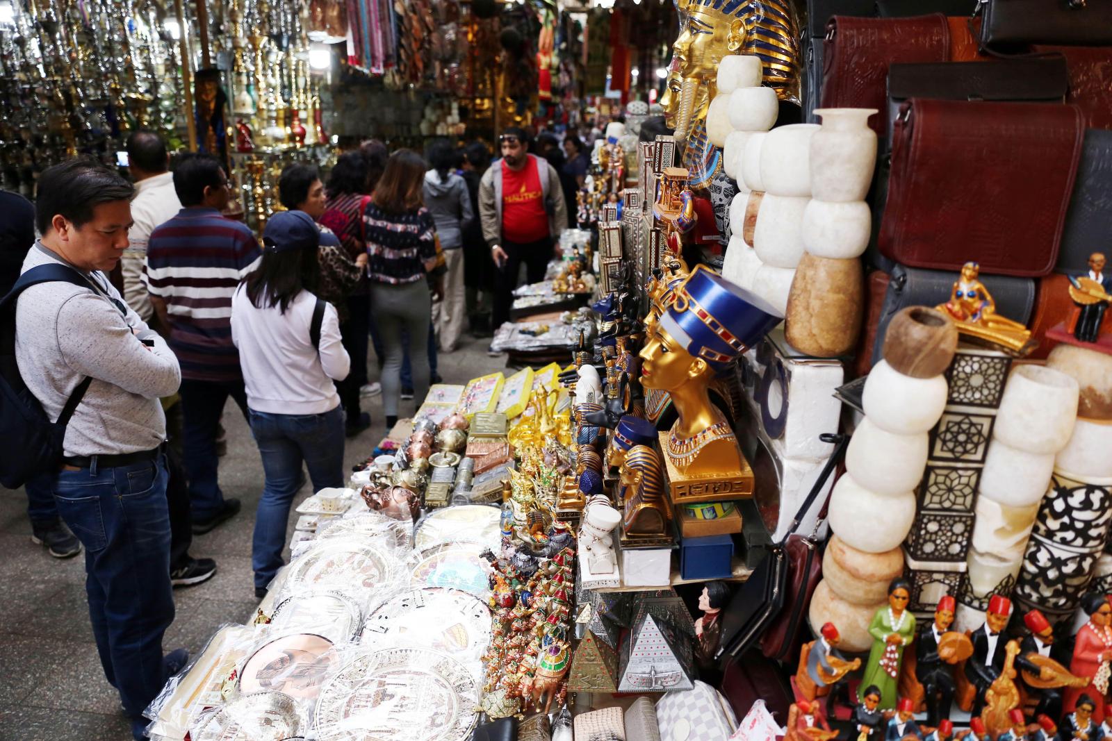 Есть несколько «золотых» правил: как правильно торговаться на рынке в Египте - image 2