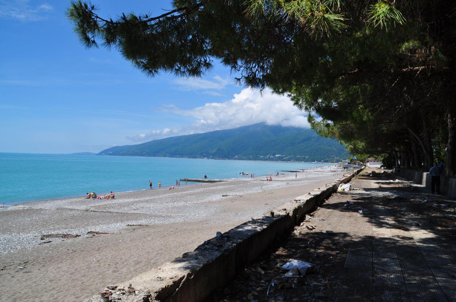 Гагра, Пицунда или Сухум: где в Абхазии находятся самые лучшие пляжи - image 2