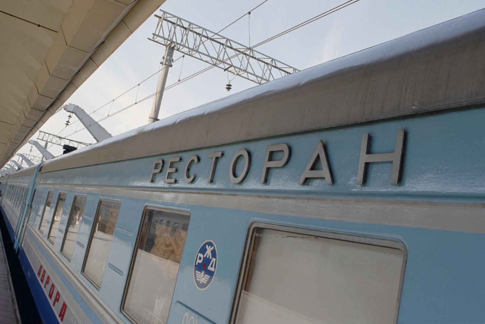 Теперь не лапша и вареные яйца: что едят россияне в поездах - image 3