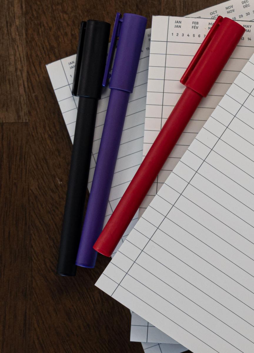Почему в школах всегда пишут синей ручкой, а на ЕГЭ черной - image 3