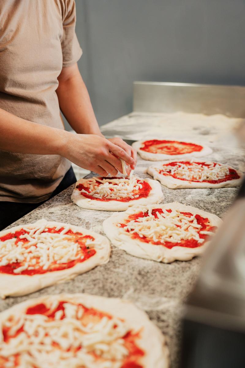 Почему в Италии не пьют капучино после обеда и не режут пиццу - image 2
