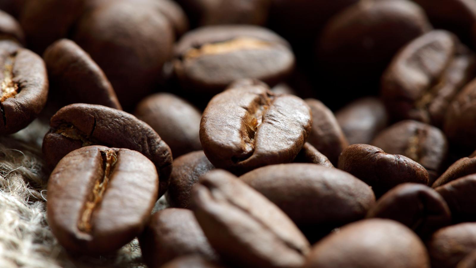 Сколько чашек кофе можно выпивать в день: названа норма, которую не стоит превышать - image 1