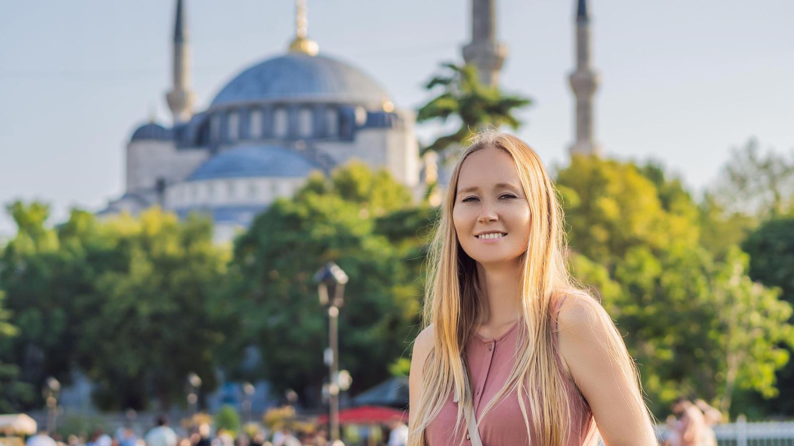 Почему красивой женщине не стоит ехать в Турцию: три главных причины - image 2