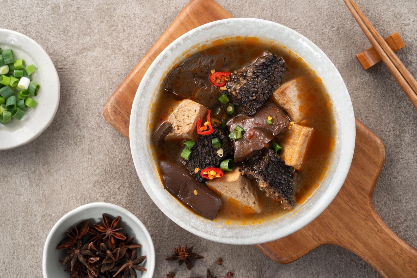 Головастики и суп с плацентой: семь мерзких блюд Таиланда, которые местные просто обожают - image 2