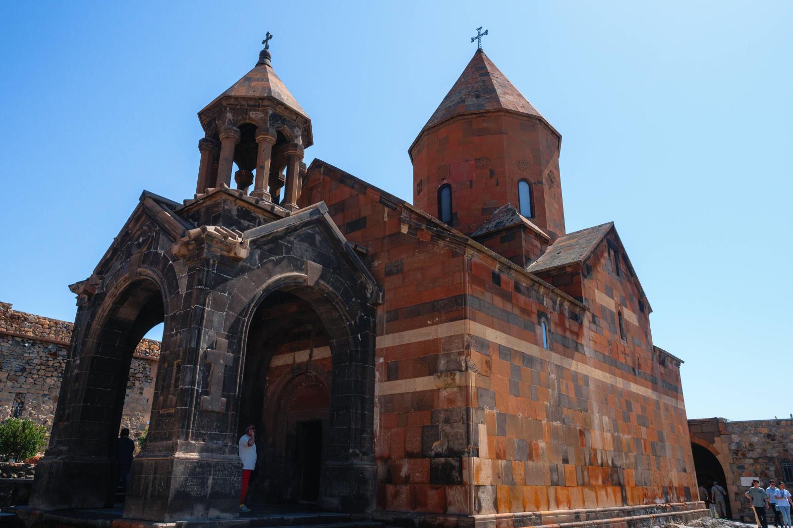 Одна из древнейших столиц мира и колыбель христианства: 6 удивительных фактов об Армении - image 3
