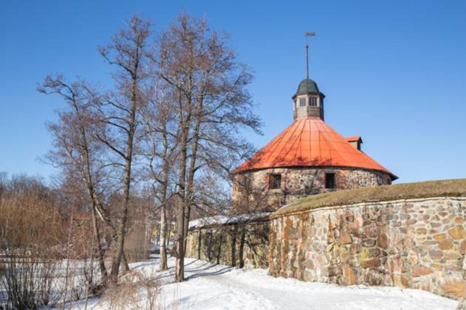 Крепость-музей Корела: тайны русской истории и "Человек в железной маске" – прогулки по Приозерску - image 1