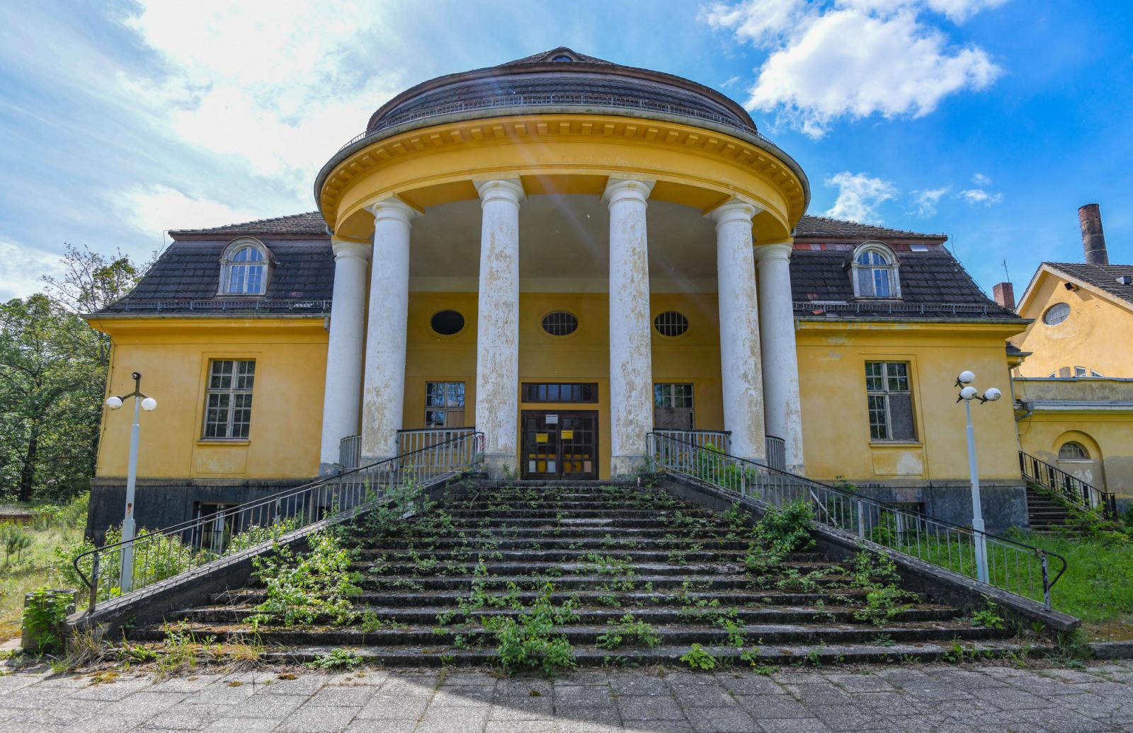 Чем знаменита советская база Вюнсдорф в Германии и почему она до сих пор не снесена – экскурс в историю - image 3