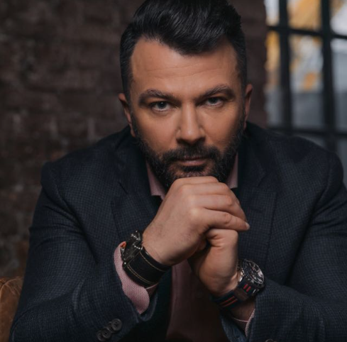 Дмитрий Чумаков