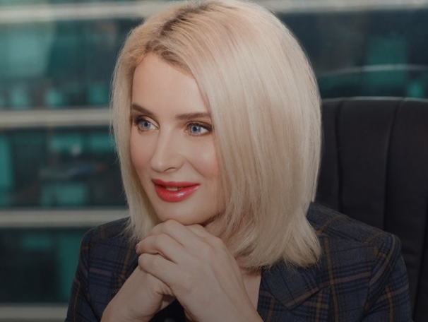Елена Сенина
