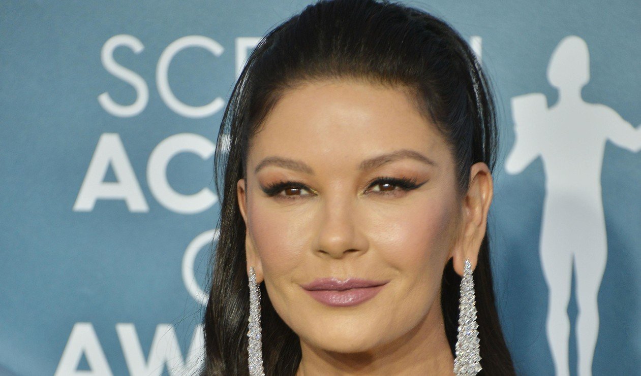 Қарапайымды және азғын қыздардың суреттері Үлкен адам мен арық қыз порно онлайн