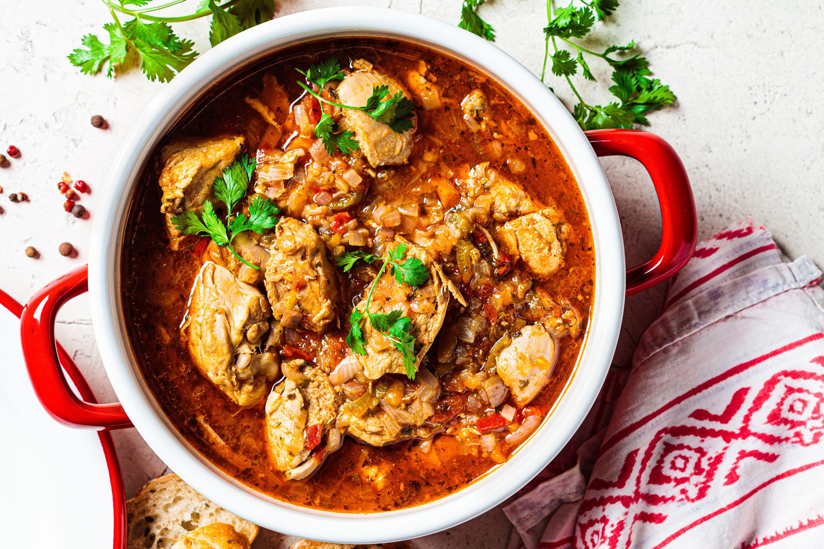 Так готовят чахохбили только в Грузии: весь секрет в приправах