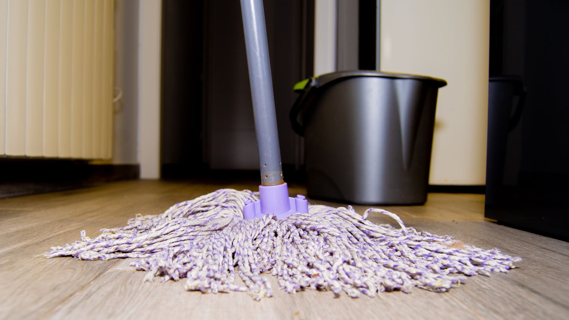 Сэкономите кучу денег: вот чем можно заменить дорогое средство для ...