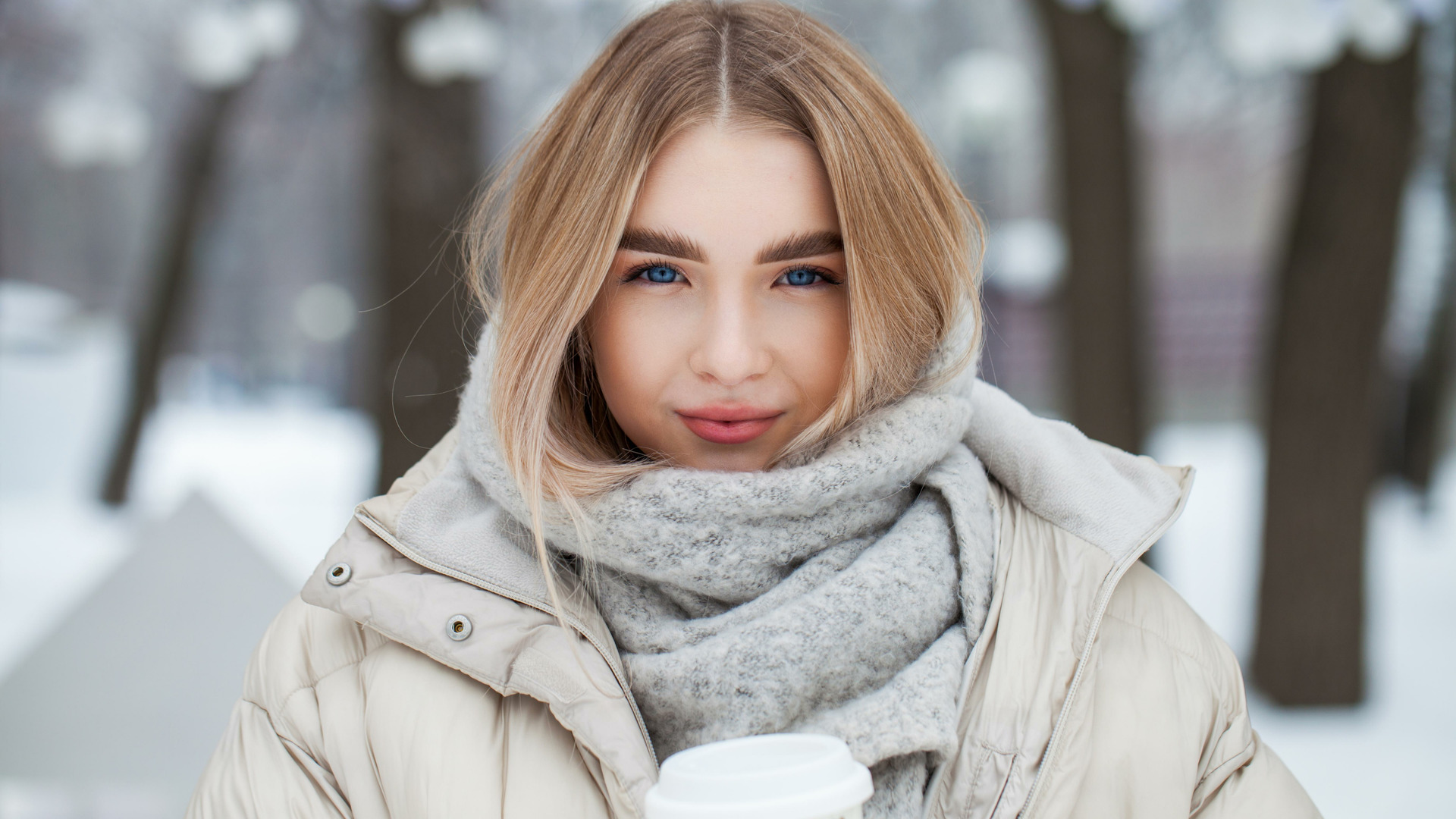 Без химчистки и стирки: засаленные пятна с пуховика улетучатся от капли ...