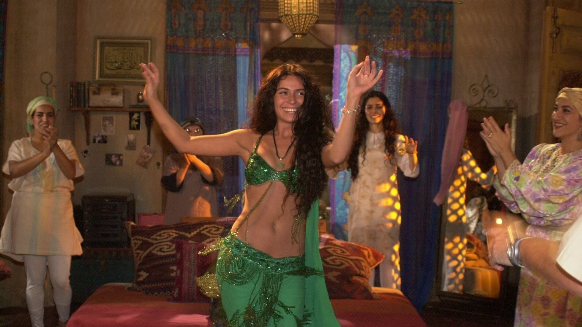 Жади клон. Джованна антонелли клон жади. Песня из клона ие ие ие. Жади клон актриса. Джованна антонелли клон.